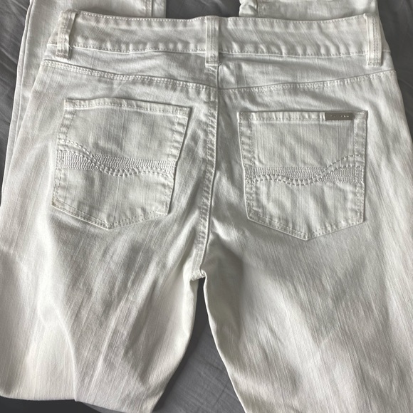 White House Black Market Slim Ankle White Jeans‼️ - Picture 10 of 15
